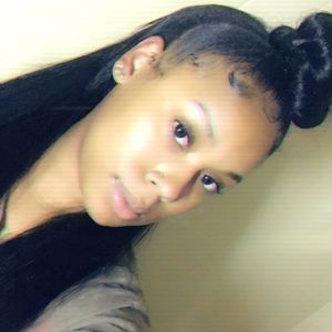 Meet your Posher, Jenay